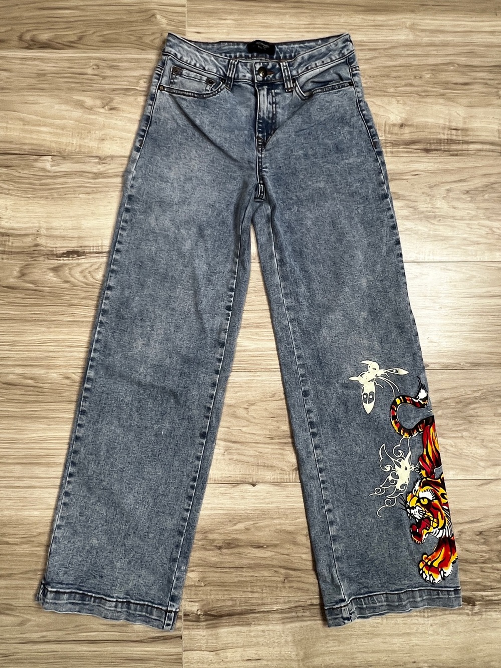 Ed Hardy Denim Big Logo Tiger Graphic Blue Jeans Size 26